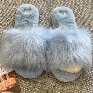 Malvados Blue Cloud Slumber Slippers Womens Size 5/6 Cozy Slippers New